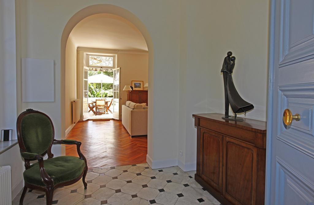 Palmeraie - Magnifique Appartement D'Epoque Avec Vue Mer 4 Personnes Avec Terrasse Le Port Ница Стая снимка